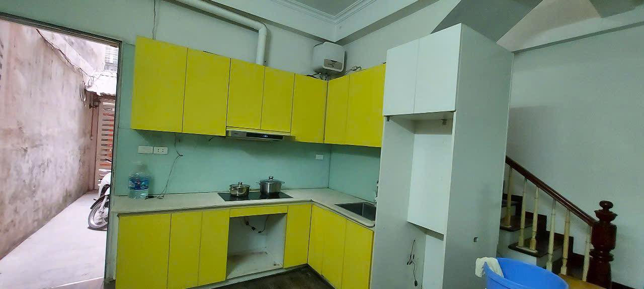 Cho thuê nhà Phố Trương Định, 5 tầng x 30m2, 3 ngủ, 12 Triệu - Ảnh 2